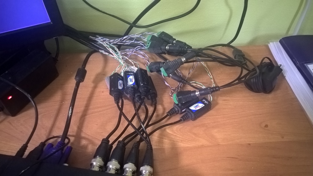 Правильное подключение UTP кабеля к BNC разъёмам.